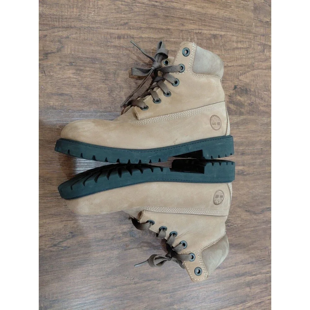 Timberland Boots Tan Leather Boys  Size 5.5 Waterproof